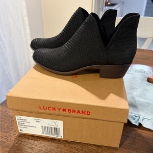 Lucky Brand Black Textured Ankle Booties